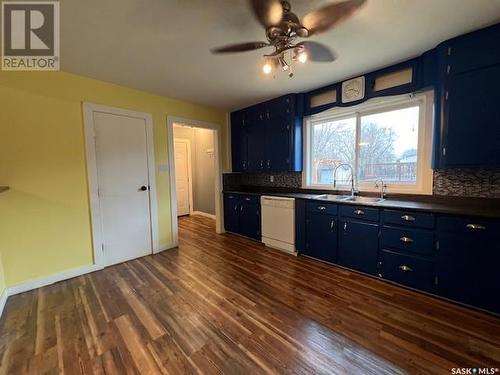 929 Veterans Avenue, Esterhazy, SK - Indoor Photo Showing Kitchen With Double Sink