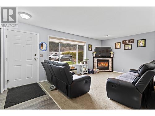 106-380 Shepherd Rd, Chase, BC - Indoor With Fireplace