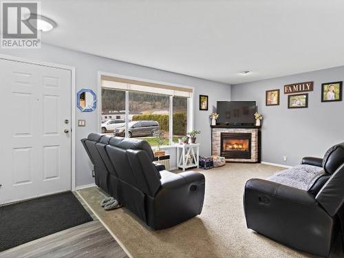 380 Shepherd Road Unit# 106, Chase, BC - Indoor With Fireplace