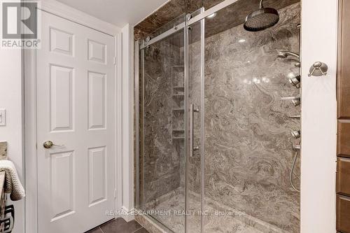 #602 -2121 Lakeshore Rd, Burlington, ON - Indoor Photo Showing Bathroom