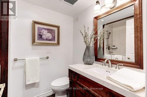 #602 -2121 Lakeshore Rd, Burlington, ON - Indoor Photo Showing Bathroom