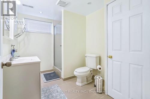 3 Sanctbury Pl, Toronto, ON - Indoor Photo Showing Bathroom