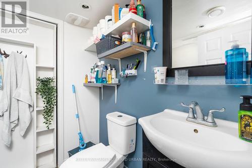 64 Pelmo Cres, Toronto, ON - Indoor Photo Showing Bathroom