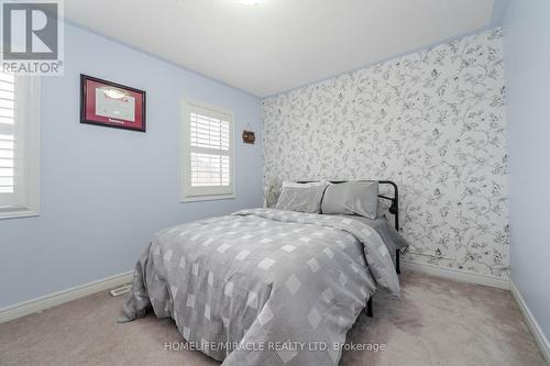 195 Sussexvale Dr, Brampton, ON - Indoor Photo Showing Bedroom