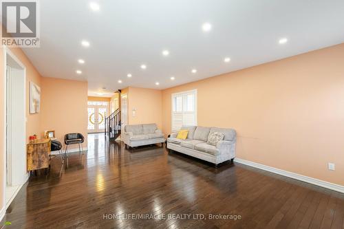 195 Sussexvale Dr, Brampton, ON - Indoor Photo Showing Other Room