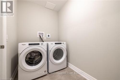 #910 -480 Callaway Rd, London, ON - Indoor Photo Showing Laundry Room