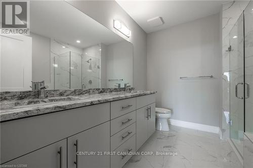 #910 -480 Callaway Rd, London, ON - Indoor Photo Showing Bathroom
