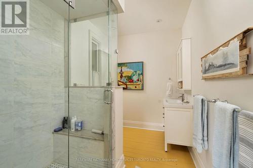 513 Elgar Dr, Cavan Monaghan, ON - Indoor Photo Showing Bathroom
