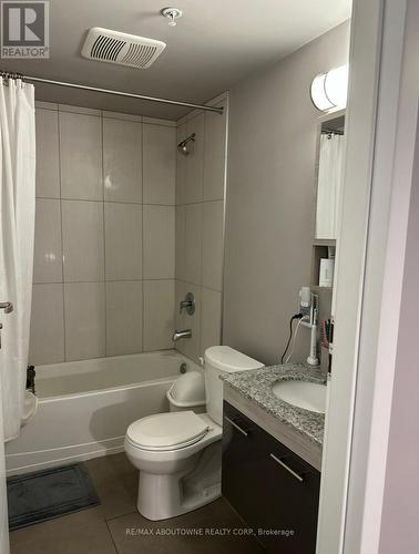 204 - 250 Lester Street, Waterloo, ON - Indoor Photo Showing Bathroom