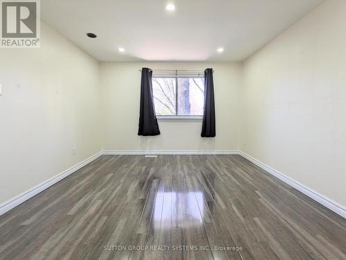 #6 -3065 Lenester Dr, Mississauga, ON - Indoor Photo Showing Other Room