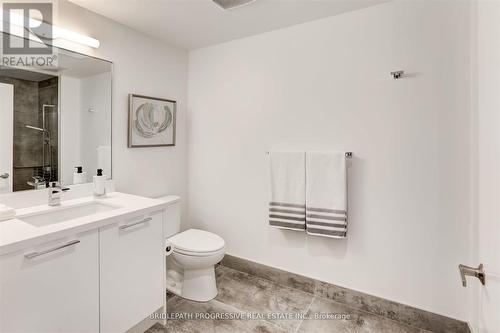 202 - 3 Southvale Drive, Toronto (Leaside), ON - Indoor Photo Showing Bathroom