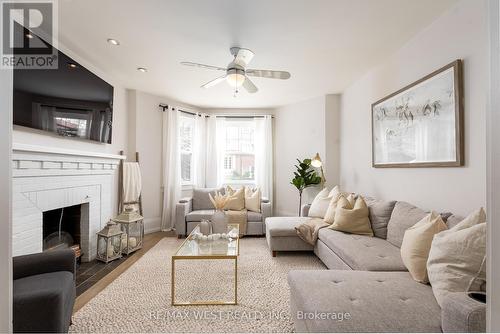 Bldg 1 - 9 Humewood Drive, Toronto (Humewood-Cedarvale), ON - Indoor Photo Showing Living Room With Fireplace