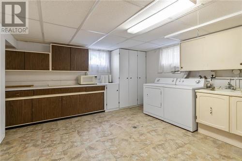 1 Robert Road, Prescott, ON - Indoor Photo Showing Laundry Room