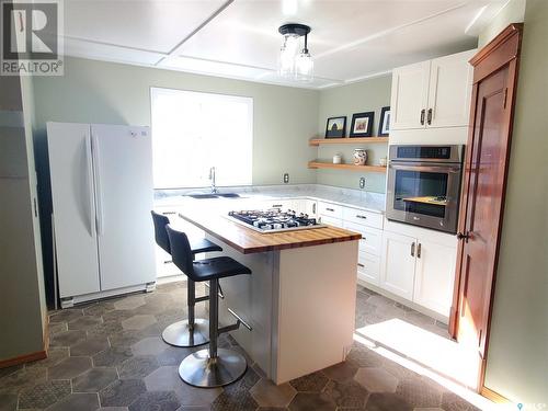 Rouse Acreage, Milden Rm No. 286, SK - Indoor Photo Showing Kitchen With Double Sink