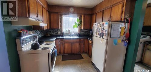 806 Garnet Street, Grenfell, SK - Indoor Photo Showing Kitchen