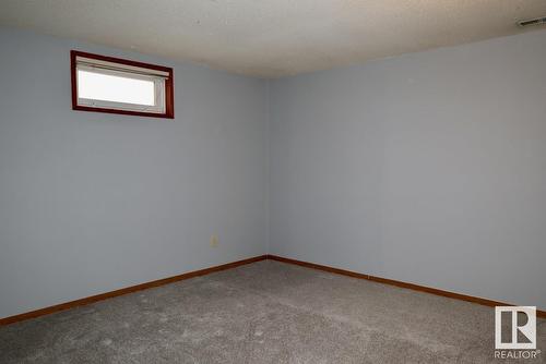 10620 76 St Nw, Edmonton, AB - Indoor Photo Showing Other Room
