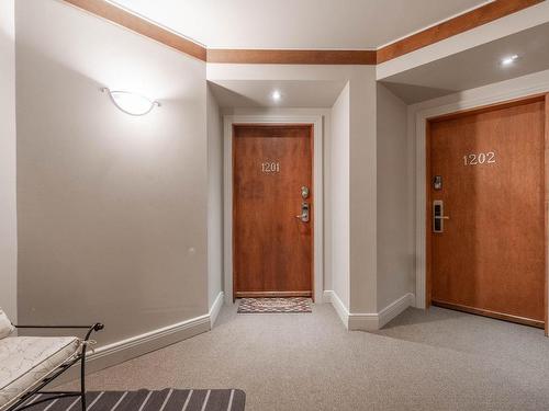 Hall - 201-145 Rue Du Ruisseau-Clair, Mont-Tremblant, QC - Indoor Photo Showing Other Room