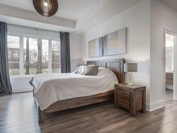 Master bedroom - 