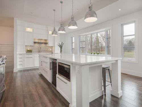 Cuisine - 45 Rue Mayfair, Hudson, QC - Indoor Photo Showing Kitchen With Upgraded Kitchen