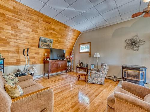 4372 Macdonald Road, Armstrong, BC - Indoor Photo Showing Other Room With Fireplace