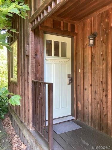 40-315 Robinson Rd, Salt Spring, BC - Outdoor With Exterior