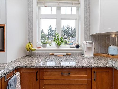 164 White Pine Rd, View Royal, BC - Indoor