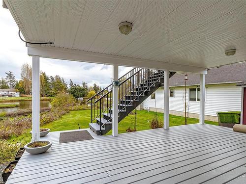 164 White Pine Rd, View Royal, BC - Outdoor With Deck Patio Veranda With Exterior