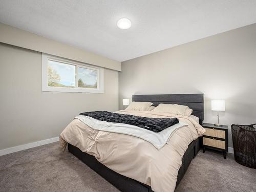 4108 25Th Street, Vernon, BC - Indoor Photo Showing Bedroom