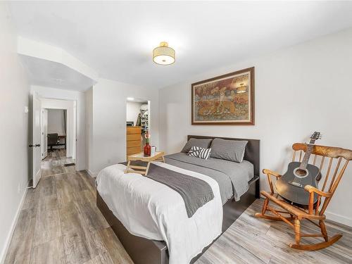 33 Coronation St, Lake Cowichan, BC - Indoor Photo Showing Bedroom