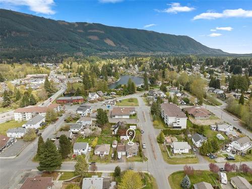 33 Coronation St, Lake Cowichan, BC - Outdoor With View
