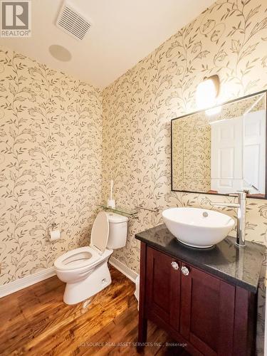 105 Crichton Street, Ottawa, ON - Indoor Photo Showing Bathroom