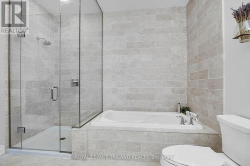 2406 - 330 Ridout Street North Street N, London, ON - Indoor Photo Showing Bathroom