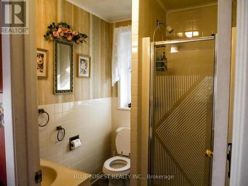 12613 Furnival Road, West Elgin, ON - Indoor Photo Showing Bathroom
