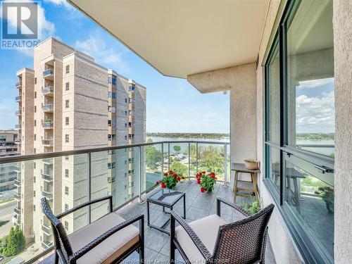 4789 Riverside Drive East Unit# 903, Windsor, ON - Outdoor With Balcony With Exterior