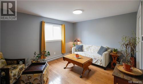 21 Jacks Road, Saint John, NB - Indoor Photo Showing Living Room
