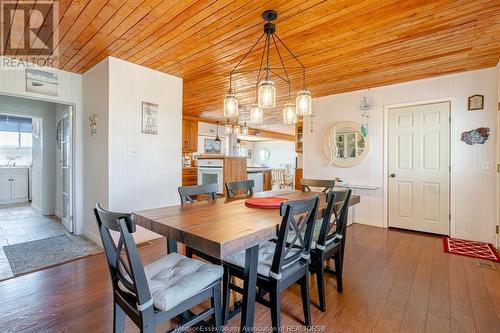 84 Pulley Road, Leamington, ON - Indoor Photo Showing Dining Room