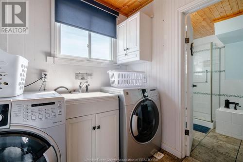 84 Pulley Road, Leamington, ON - Indoor Photo Showing Laundry Room