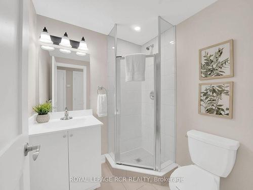 603-18 Coles Ave, Vaughan, ON - Indoor Photo Showing Bathroom
