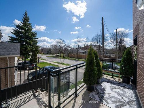 603-18 Coles Ave, Vaughan, ON - Outdoor