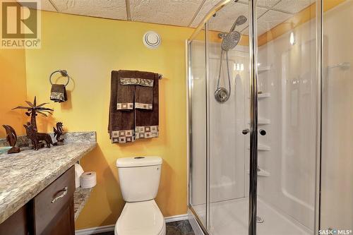 85 Jackson Street, Katepwa Beach, SK - Indoor Photo Showing Bathroom