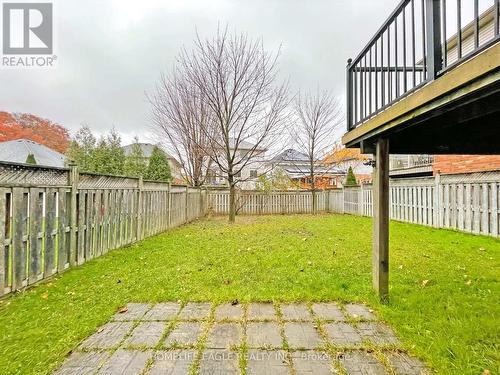 22 Nature Court, Hamilton, ON - Outdoor With Backyard