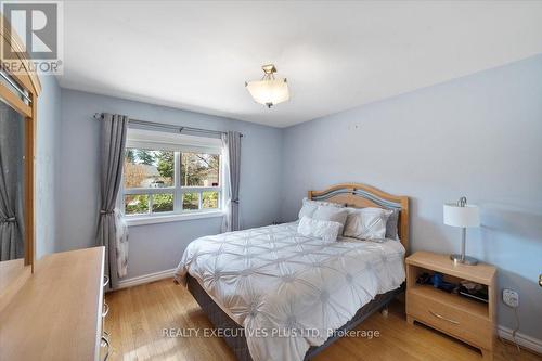 17 Gram St, Vaughan, ON - Indoor Photo Showing Bedroom