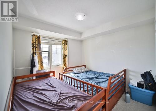 172 Davenfield Circle, Brampton, ON - Indoor Photo Showing Bedroom