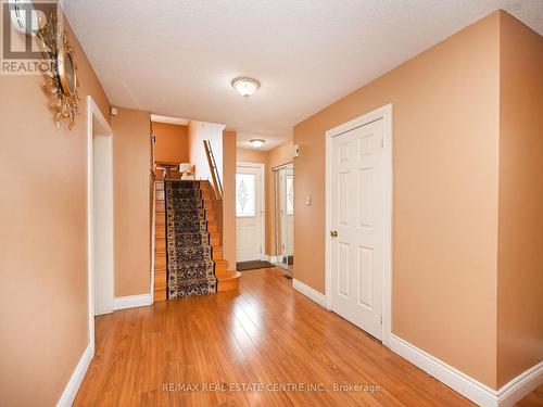4326 Waterford Crescent, Mississauga, ON - Indoor Photo Showing Other Room