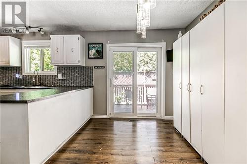 92 Newton Crescent, Garson, ON - Indoor Photo Showing Kitchen