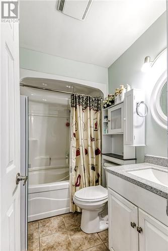 92 Newton Crescent, Garson, ON - Indoor Photo Showing Bathroom