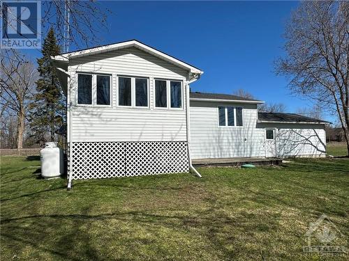 Backyard - 410 Slater Road, Kemptville, ON - Outdoor With Deck Patio Veranda