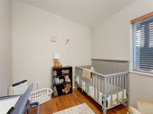 740 Rockheights Ave, Esquimalt, BC - Indoor Photo Showing Bedroom