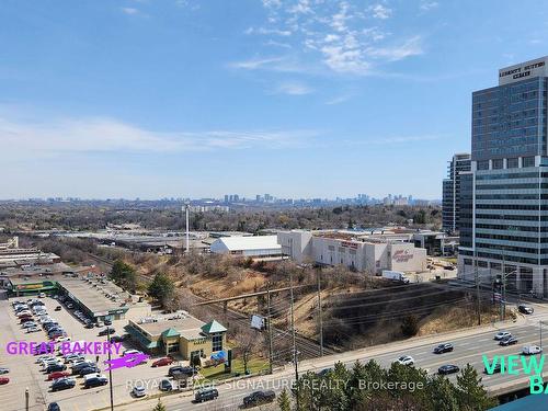 1604-7250 Yonge St, Vaughan, ON - Outdoor With View