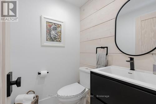 47 Nelson Street, Oakville, ON - Indoor Photo Showing Bathroom